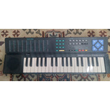 Teclado Pequeno Yamaha Portasound Pss-140 37 Teclas 