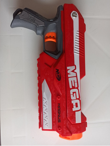 Pistola Nerf Mega Magnus Más Dos Dardos 