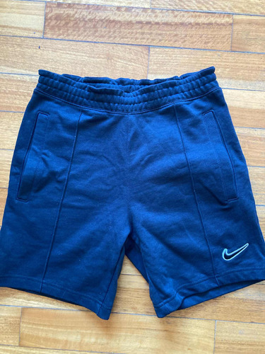 Short Nike