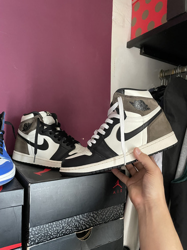 Jordan 1 High Mocha (legit)