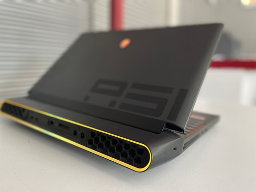 Area 51m 17.3  Full Hd,  I7@3.20ghz 48gb Rtx2060 1tb + 128gb