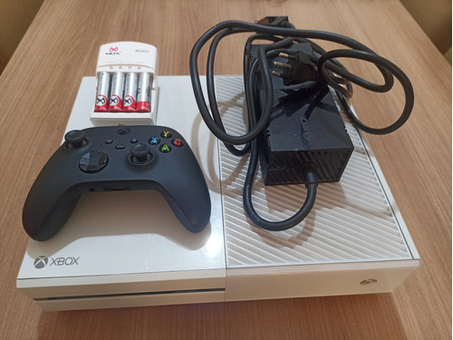 Vendo Xbox One Com Controle Original