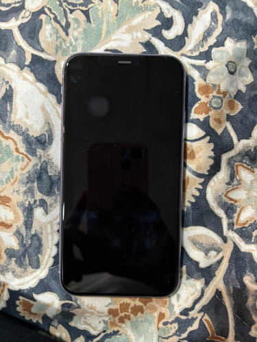 iPhone 11 64gb Morado