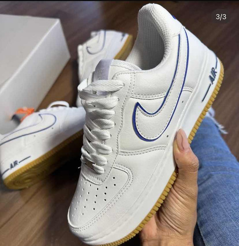 Nike Air Force 1