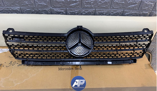 Parrilla Frontal Mercedes Benz Sprinter Foto 2