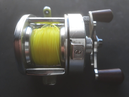 Reel Shimano Baitcast Huevito Bantam 100 ( Made In Japan )