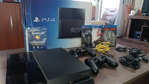 Sony Ps4 Fat 500 Gb Con 2 Joystick Y 3 Juegos