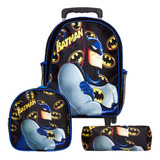 Mochila Infantil Masculina Rodinhas Batman Lancheira Estojo Cor Preto Desenho Do Tecido Liso