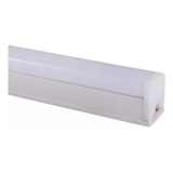 Tubo Led 57 Cm Con Base Luz Fria 6500k 9 Watt 50/60 Hz 