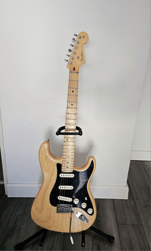 Guitarra Fender Stratocaster Américan Standard Ash Mejorada