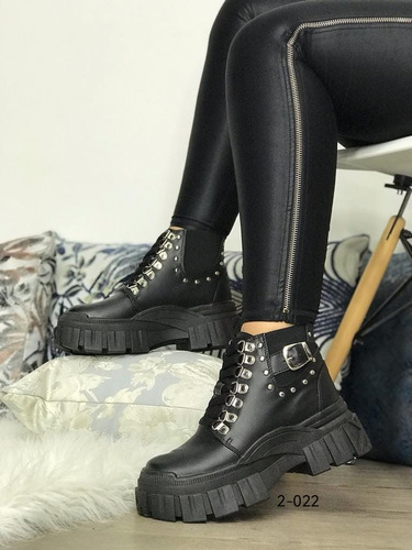 Botas De Damas Elegantes Casuales Y Hermosas