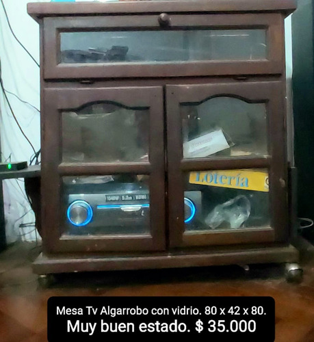 Liquido Mesa Para Tv De Algarrobo Con 2 Puertas De Vidrio.