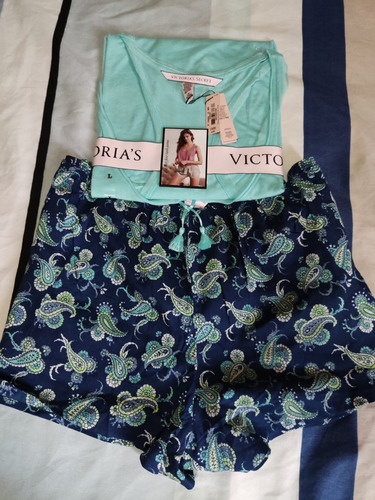 Pijama Curto Shorts Camiseta Azul Victoria Secrets