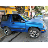 Tracker 2000 Americana 4x2 Standart