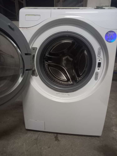 Vendo Máquina De Lavar E Secar 12 KLG Eletrolux Com Garantia