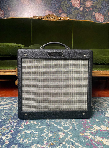 Fender Pro Junior Iii Valvular 15w / Vox Marshall