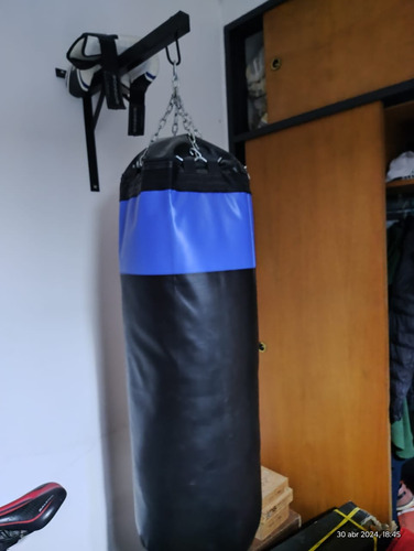 Bolsa De Boxeo Sonnos, Soporte De Pared Y Guantes 