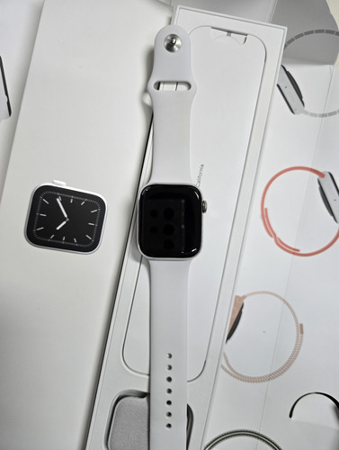 Apple Watch Series 5 Aço Inoxidável Cellular 44mm