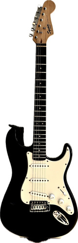 Guitarra Eléctrica Squier By Fender Stratocaster Negra + Amp