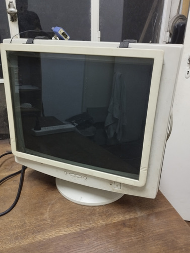 Monitor Vga Samsung Syncmaster 750s 