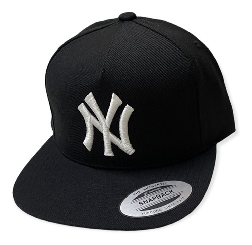 Gorra Plana Ny Yankees Negra Yupoong Original