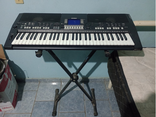 Teclado Profissional Yamaha Psr S550