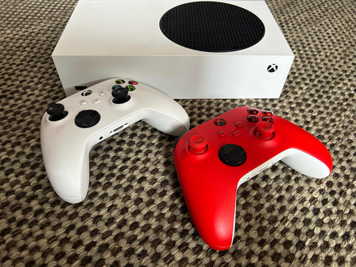 Xbox Séries S Com 2 Controles