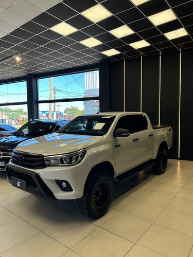 Hilux Srx 4x4 At