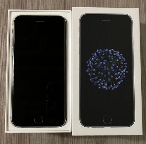 Celular iPhone XR 64 Gigas