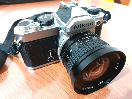 Cámara Nikon Fm Made In Japan Body