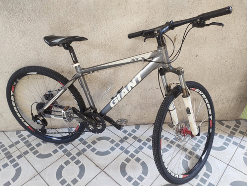 Bicicleta Mtb Giant Aro 27,5 27v