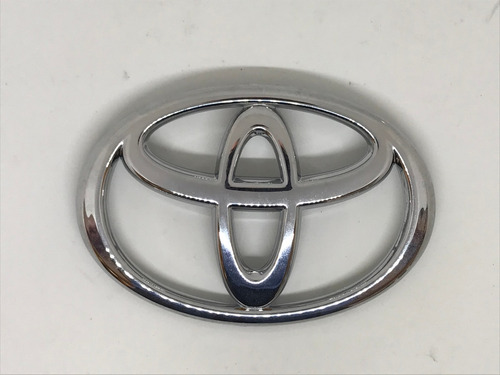 Emblema Parrilla Toyota Hilux 2008-2012 (75311-0k050) Foto 3