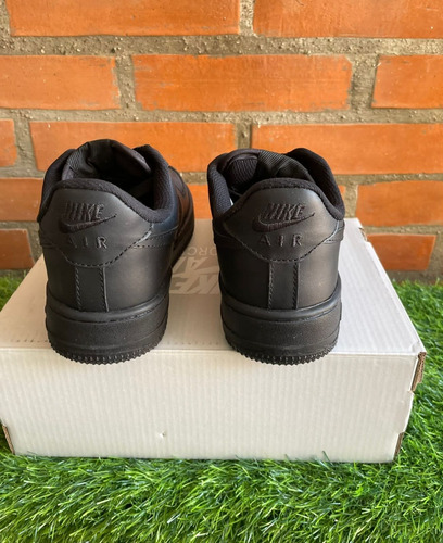 Tenis Originales Nike Air Force 1 Cuero Grueso Negro 23cm