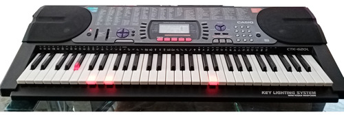 Teclado Musical Casio Ctk 620l De 61 Teclas Iluminadas Kls