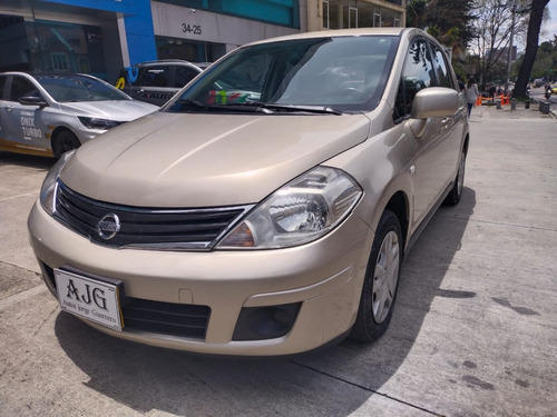 Nissan Tiida Confort 2010