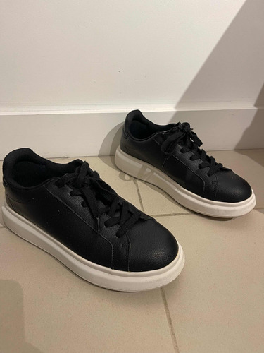 Zapatillas Negras De Pull & Bear Talle 41