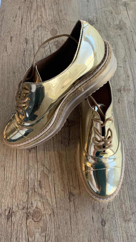 Sapato Oxford Metalizado Dourado Vizzano