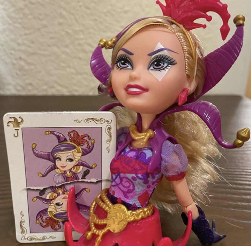 Muñeca Ever After High Courtly Jester Completa
