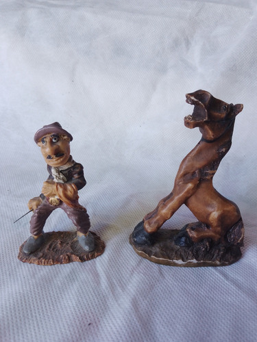 Lote De 2 Figuras De Gaucho Y Caballo. Molina Campos