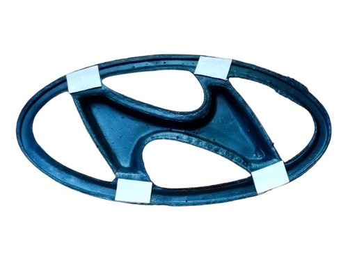 Emblema Cromado Parrilla Hyundai Santa Fe  Foto 2
