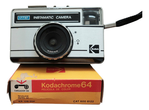 Camara Fotográfica Kodak 177xf Con Estuche Y Rollo De 80s