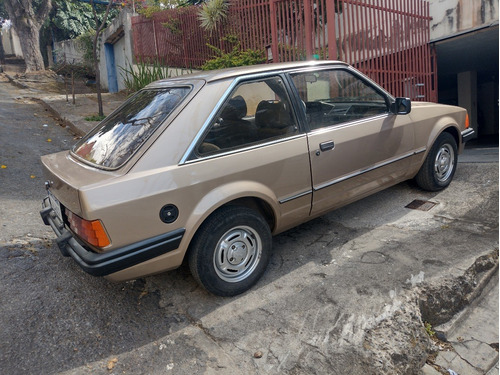 FORD ESCORT 1984 PLACA DE COLECIONADOR