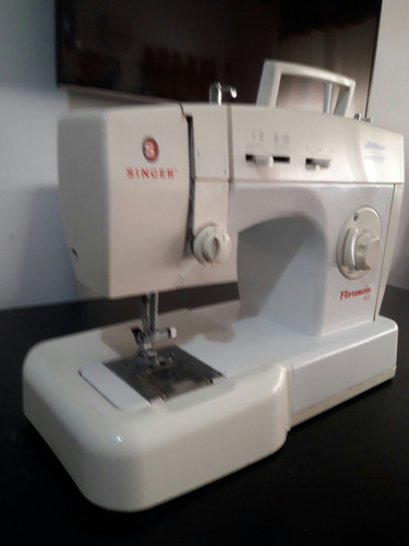 Maquina De Coser Singer Florencia 64