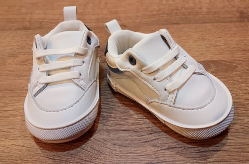 Zapatos / Tenis Offcorss Para Bebé Recién Nacido.