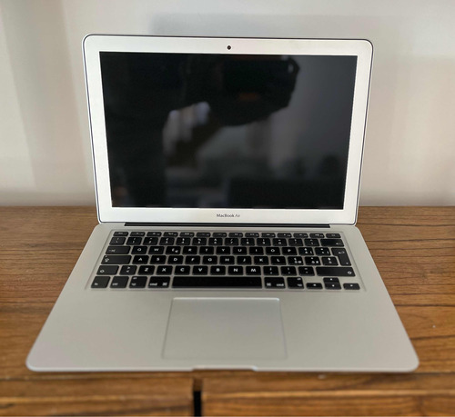 Macbook Air 13 2017 Con Caja Y Cargador