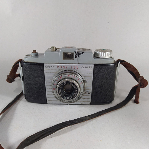 Câmera Kodak Pony 135 - Objetiva Kodak Anaston 51 Mm