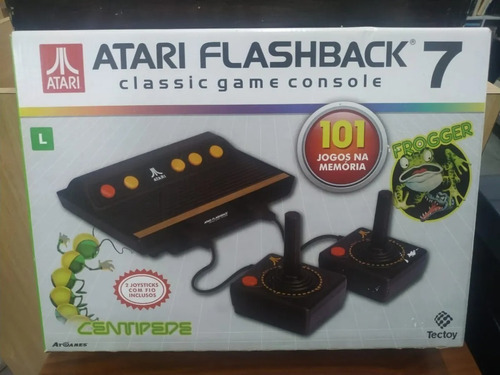 Atari Flashback 7  Classic Game Console 101 Jogos-mostruario