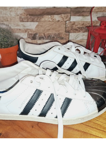 adidas Super Star