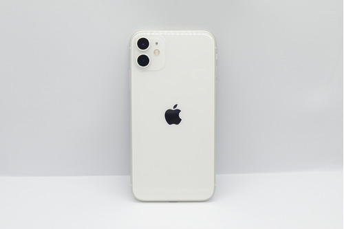 Apple iPhone 11 (64 Gb) - Blanco Usado, Gran Estado Bat 84%