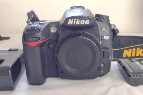 Nikon D7000 Dslr (corpo) Só 26k